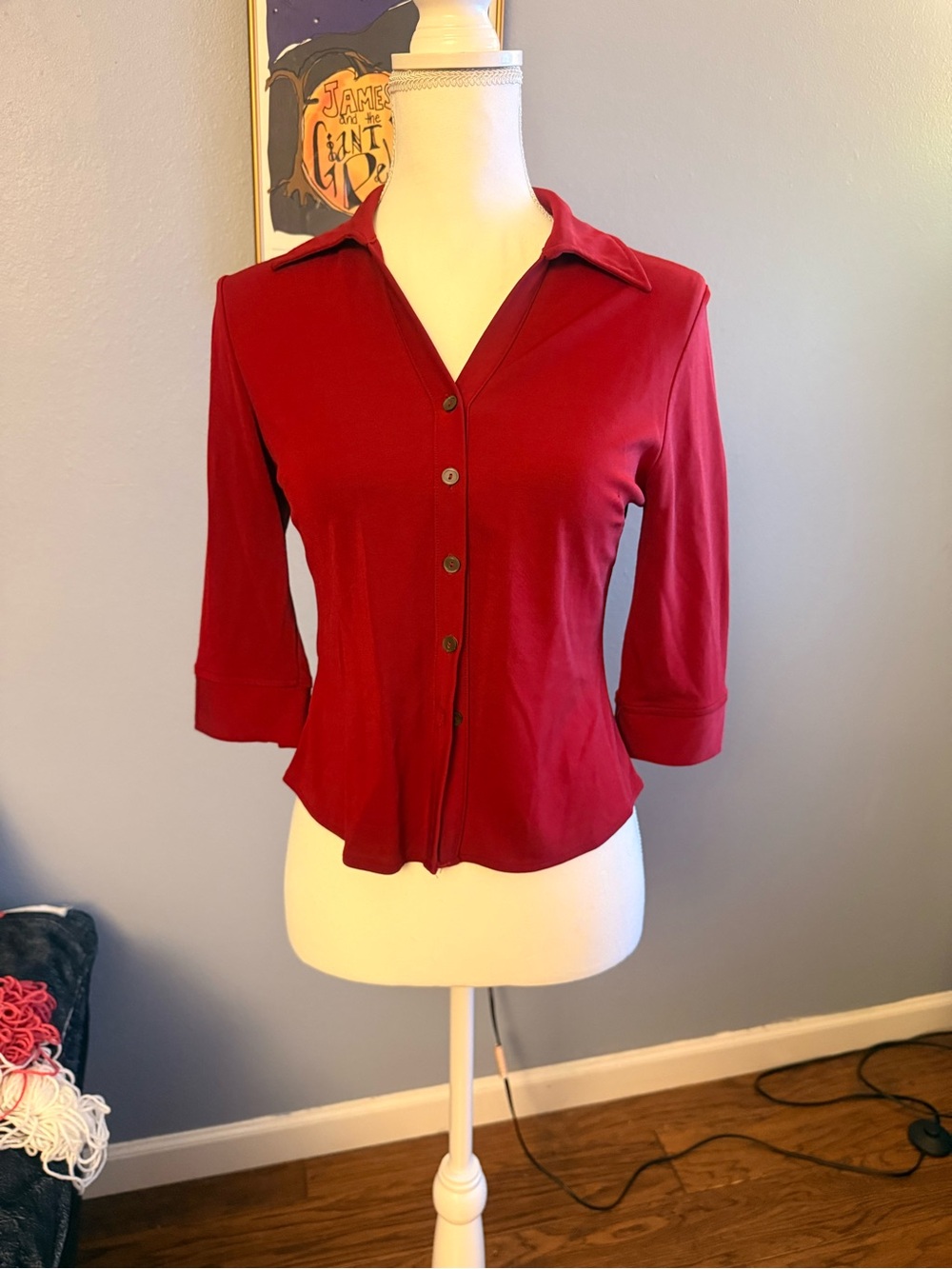 Valerie Stevens Red Button-Front Notched Collar Top